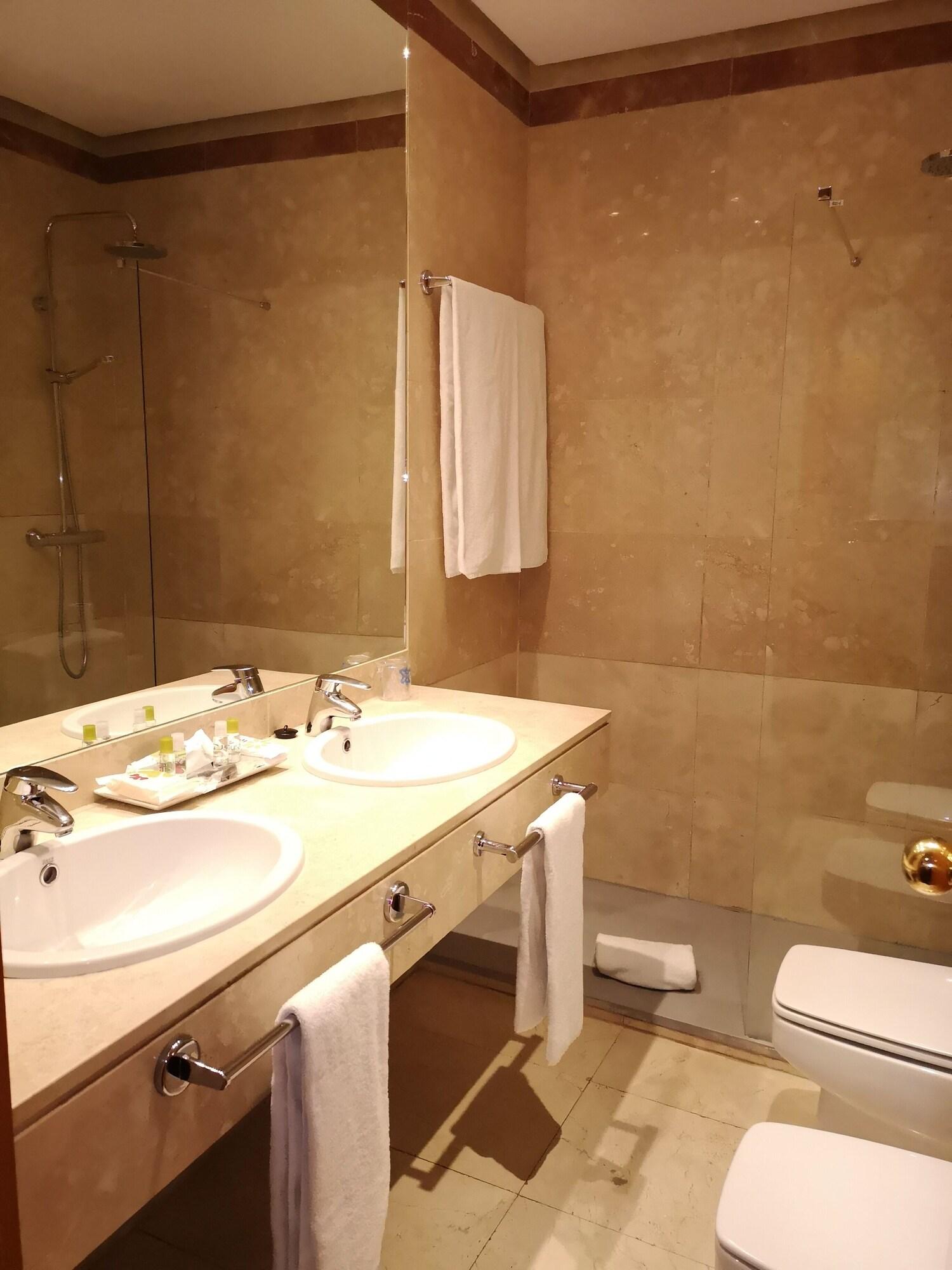 Prado Aparthotel