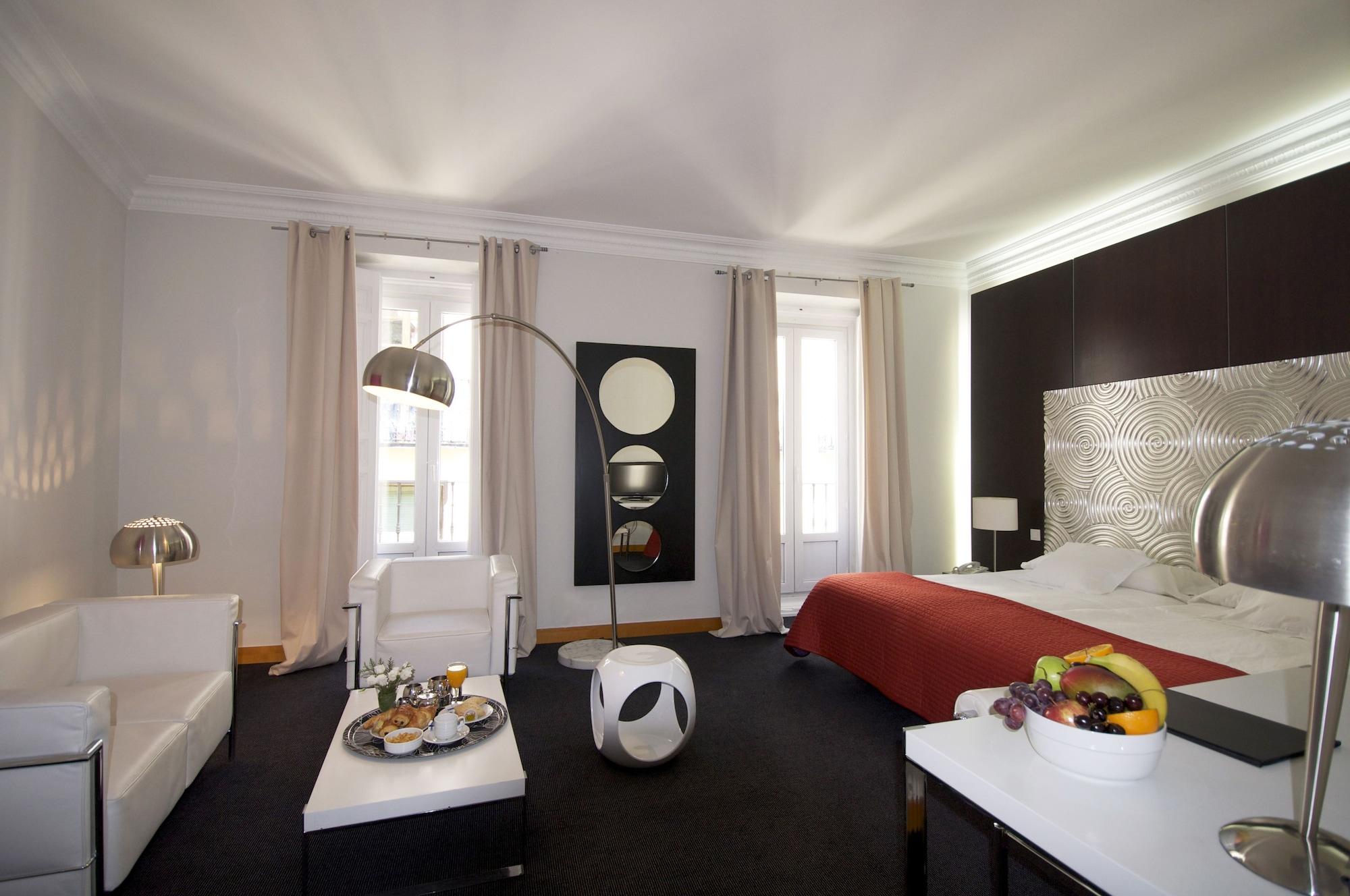 Prado Aparthotel