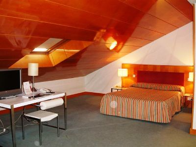 Prado Aparthotel 4*